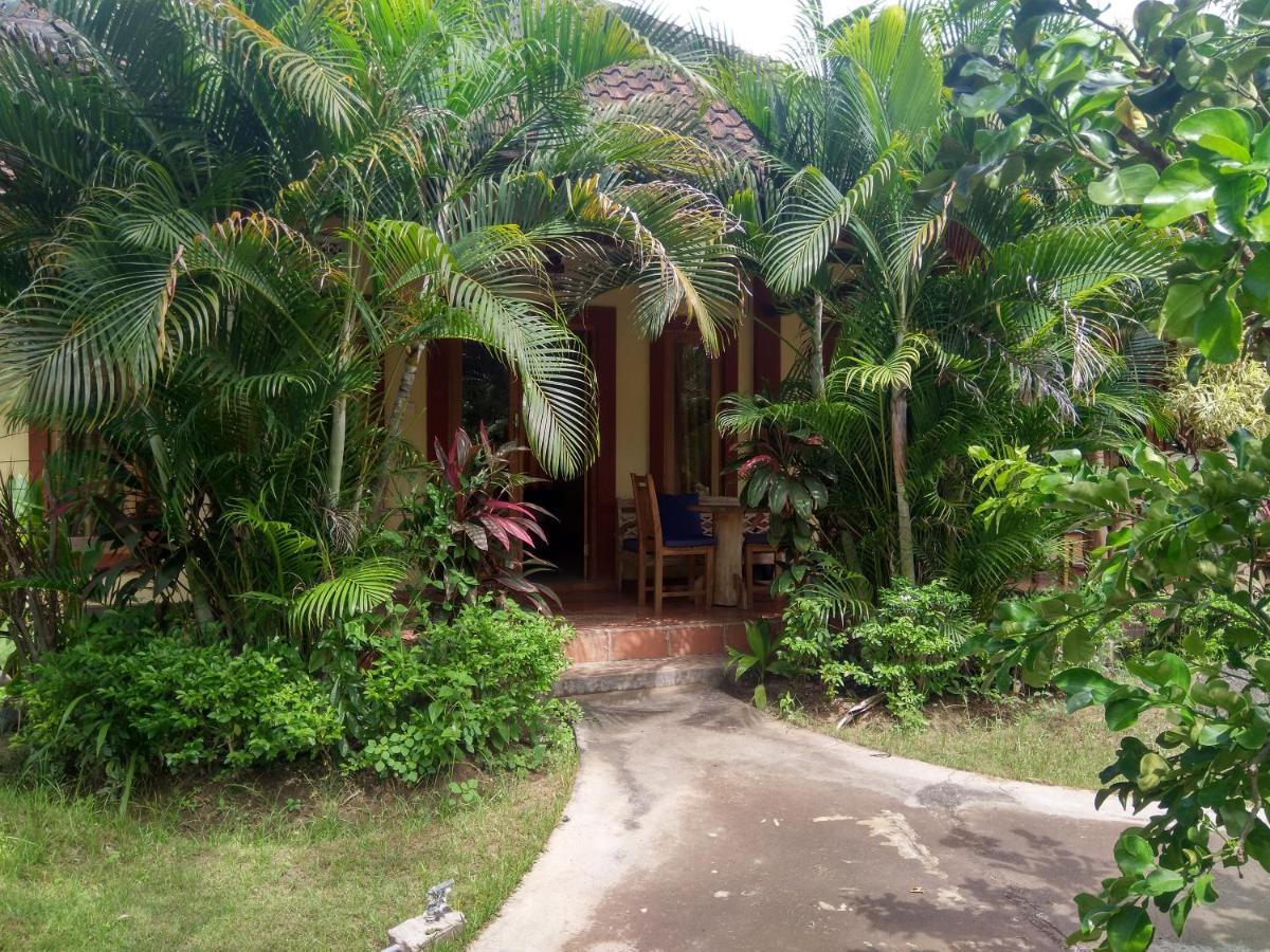 Hotel Biorock Dive Support Pemuteran Exterior foto